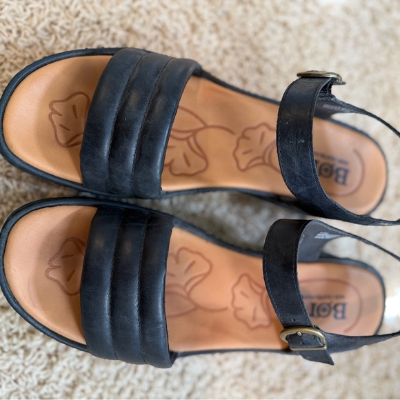 BORN Pavia Full Grain Leather Padded Block Heel Ankle Strap Platform Sandals - Picture 3 of 7